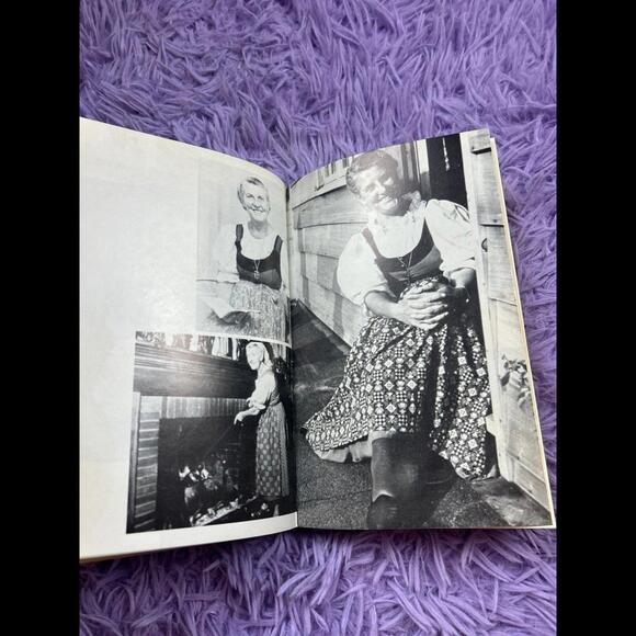 Maria by Maria von Trapp - Picture 4 of 7